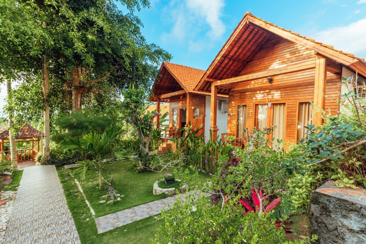Green Valley Bungalow Batununggul Екстериор снимка